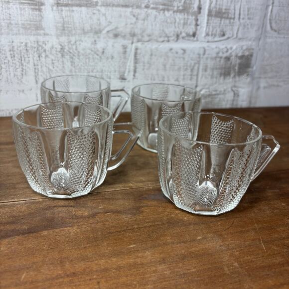 Vintage Jeannette Glass Dewdrop Pattern Cup Set Of 4 - Picture 5 of 5